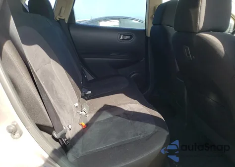 2013 Nissan Rogue S z USA, uszkodzony, nr VIN JN8AS5MT5DW529919